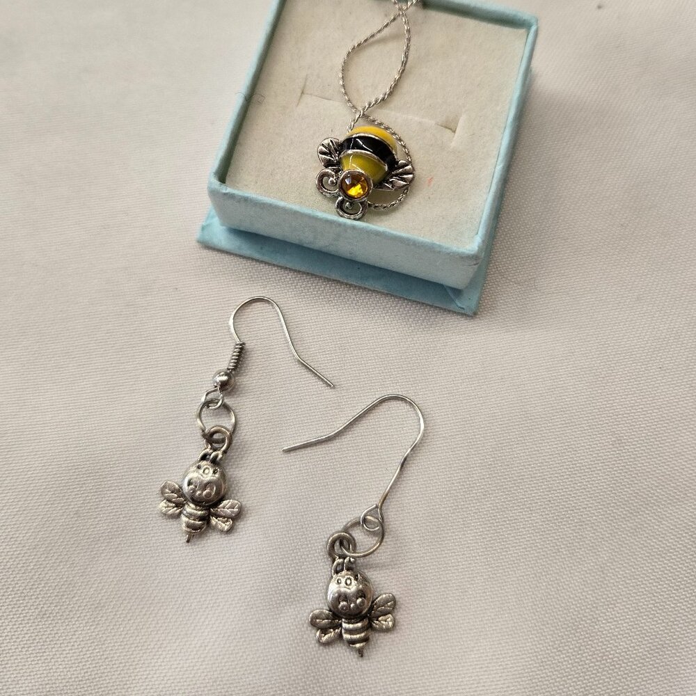 ❤ sweet little HONEY BEE set jewelry necklace earrings new